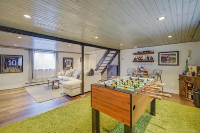 21 Adams Street N, Farmingdale, NY 11735 - Photo 25