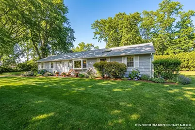 10100 New Suffolk Avenue, Cutchogue, NY 11935 - Photo 5