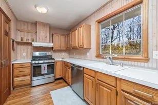 10100 New Suffolk Ave, Cutchogue, NY 11935 - Photo 9