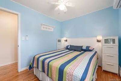 10100 New Suffolk Avenue, Cutchogue, NY 11935 - Photo 11