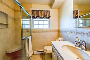 1 Bengeyfield Dr, East Williston, NY 11596 - Photo 17