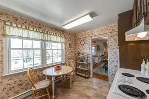 1 Bengeyfield Dr, East Williston, NY 11596 - Photo 11