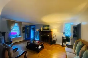 42 Mead St, Hempstead, NY 11550 - Photo 3