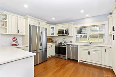 13 Newkirk Road, Yonkers, NY 10710 - Photo 7