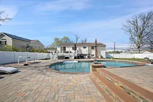 86 New Hwy, Commack, NY 11725 - Photo 27