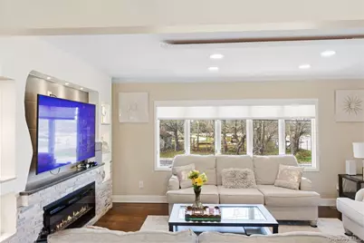 86 New Highway, Commack, NY 11725 - Photo 11