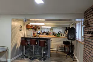 86 New Hwy, Commack, NY 11725 - Photo 23