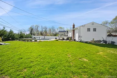 86 New Highway, Commack, NY 11725 - Photo 31