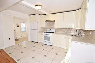 76 Hoffman Ave, Elmont, NY 11003 - Photo 5