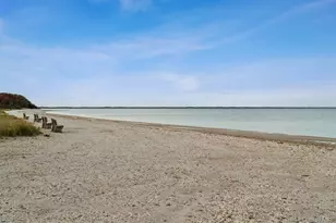 14 E Landing Rd, Hampton Bays, NY 11946 - Photo 3