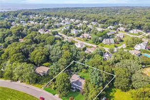 33 Peachtree Ln, Mount Sinai, NY 11766 - Photo 35