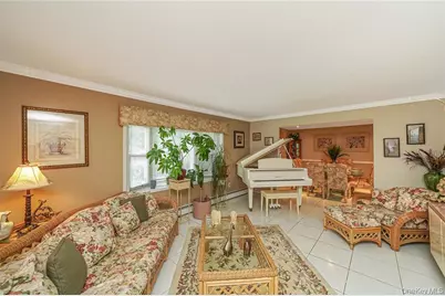 33 Peachtree Lane, Mount Sinai, NY 11766 - Photo 5