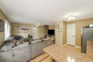 33 Peachtree Ln, Mount Sinai, NY 11766 - Photo 27