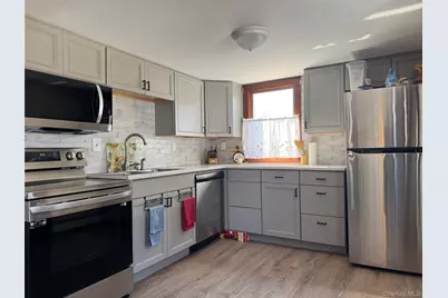 680 Vassar Road, Poughkeepsie, NY 12603 - Photo 13