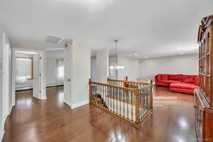 30 Andover Ln, Hicksville, NY 11801 - Photo 23