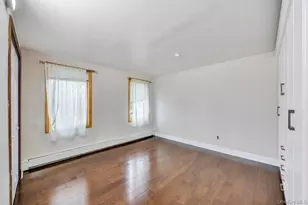 30 Andover Ln, Hicksville, NY 11801 - Photo 27