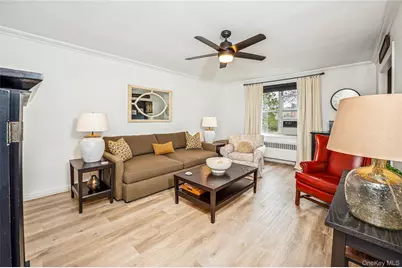 781 Palmer Road #4F, Bronxville, NY 10708 - Photo 1