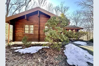 130 Canterbrook Drive, Hawley, PA 18428 - Photo 3