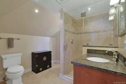 81 Oxford Road, New Rochelle, NY 10804 - Photo 39