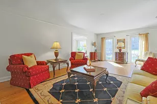 81 Oxford Rd, New Rochelle, NY 10804 - Photo 7