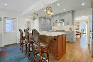 81 Oxford Rd, New Rochelle, NY 10804 - Photo 21