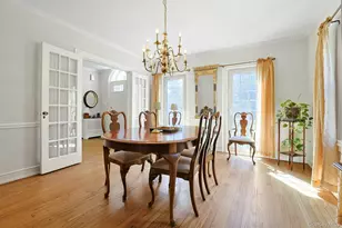 81 Oxford Rd, New Rochelle, NY 10804 - Photo 15