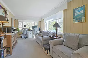 81 Oxford Rd, New Rochelle, NY 10804 - Photo 13