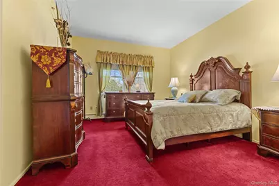 15 Timber Ridge Drive, Coram, NY 11727 - Photo 9