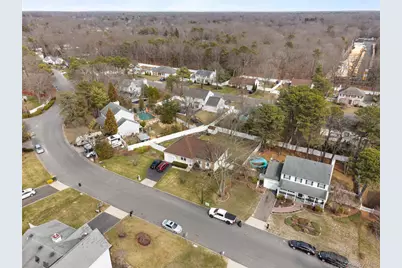 15 Timber Ridge Drive, Coram, NY 11727 - Photo 33