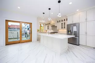 10-42 Utopia Pkwy, Whitestone, NY 11357 - Photo 11