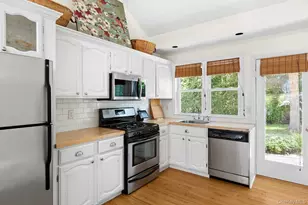 315 Old Salt Rd, Mattituck, NY 11952 - Photo 11