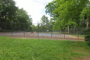 4 Oxford Ct, Suffern, NY 10901 - Photo 15