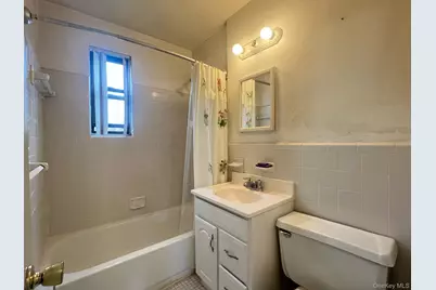 19617 73rd Avenue #2nd FL, Fresh Meadows, NY 11365 - Photo 9