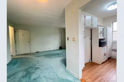 19617 73rd Avenue #2nd FL, Fresh Meadows, NY 11365 - Photo 5