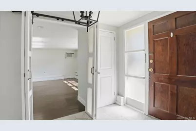 199 N Delaware Avenue, Massapequa, NY 11758 - Photo 3