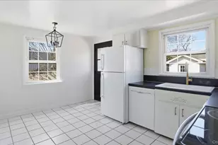 199 N Delaware Ave, Massapequa, NY 11758 - Photo 11