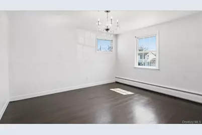 199 N Delaware Avenue, Massapequa, NY 11758 - Photo 17