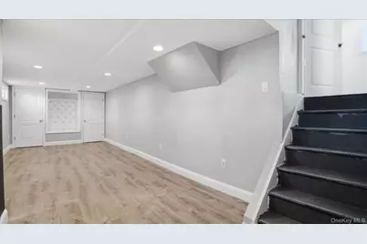 199 N Delaware Avenue, Massapequa, NY 11758 - Photo 29