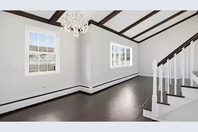 199 N Delaware Avenue, Massapequa, NY 11758 - Photo 9