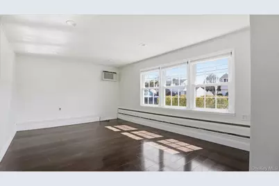 199 N Delaware Avenue, Massapequa, NY 11758 - Photo 5