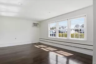 199 N Delaware Ave, Massapequa, NY 11758 - Photo 5