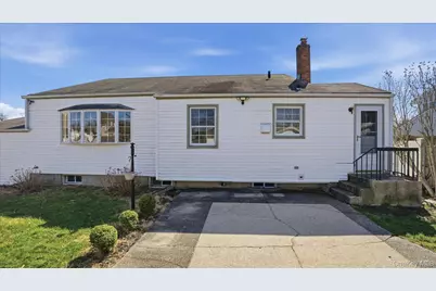 199 N Delaware Avenue, Massapequa, NY 11758 - Photo 35