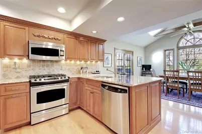 139 Garden Street, Garden City, NY 11530 - Photo 9