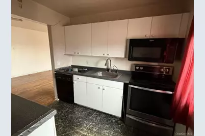 2399 Union Boulevard #8B, Islip, NY 11751 - Photo 7