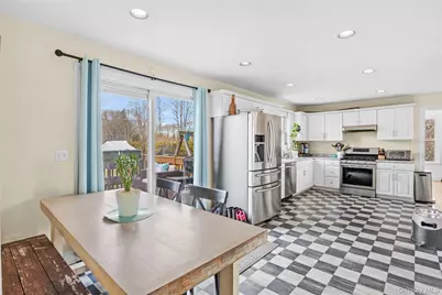 107A Ocean Avenue, Center Moriches, NY 11934 - Photo 23