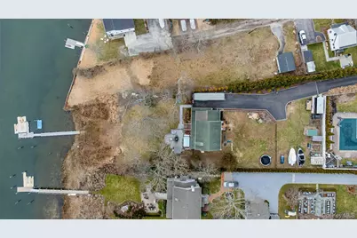 107A Ocean Avenue, Center Moriches, NY 11934 - Photo 43