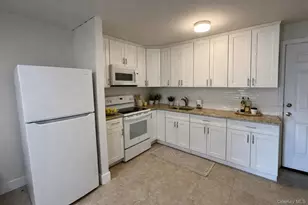 110 Jericho Tpke, Mineola, NY 11501 - Photo 3