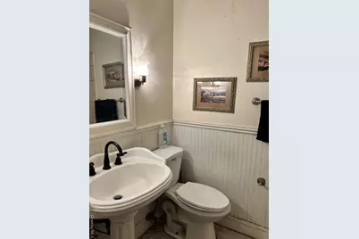 761 E Main Street, Riverhead, NY 11901 - Photo 17