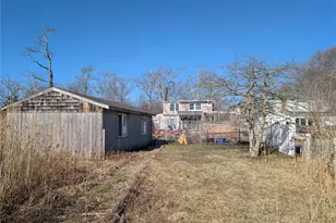 127 Johns Neck Rd, Shirley, NY 11967 - Photo 9