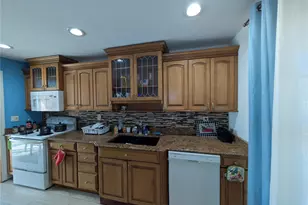 127 Johns Neck Rd, Shirley, NY 11967 - Photo 3